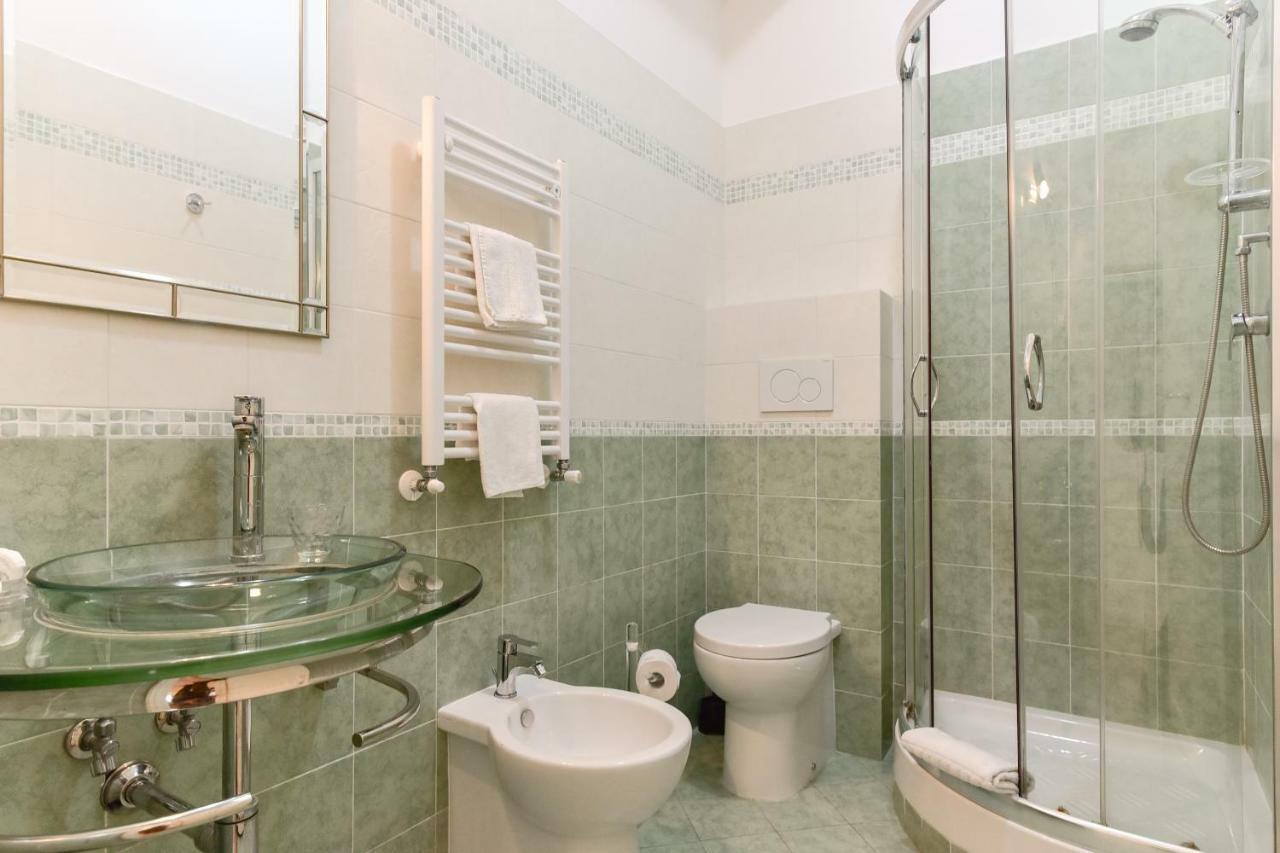 Hotel Domus Bella Roma Esterno foto