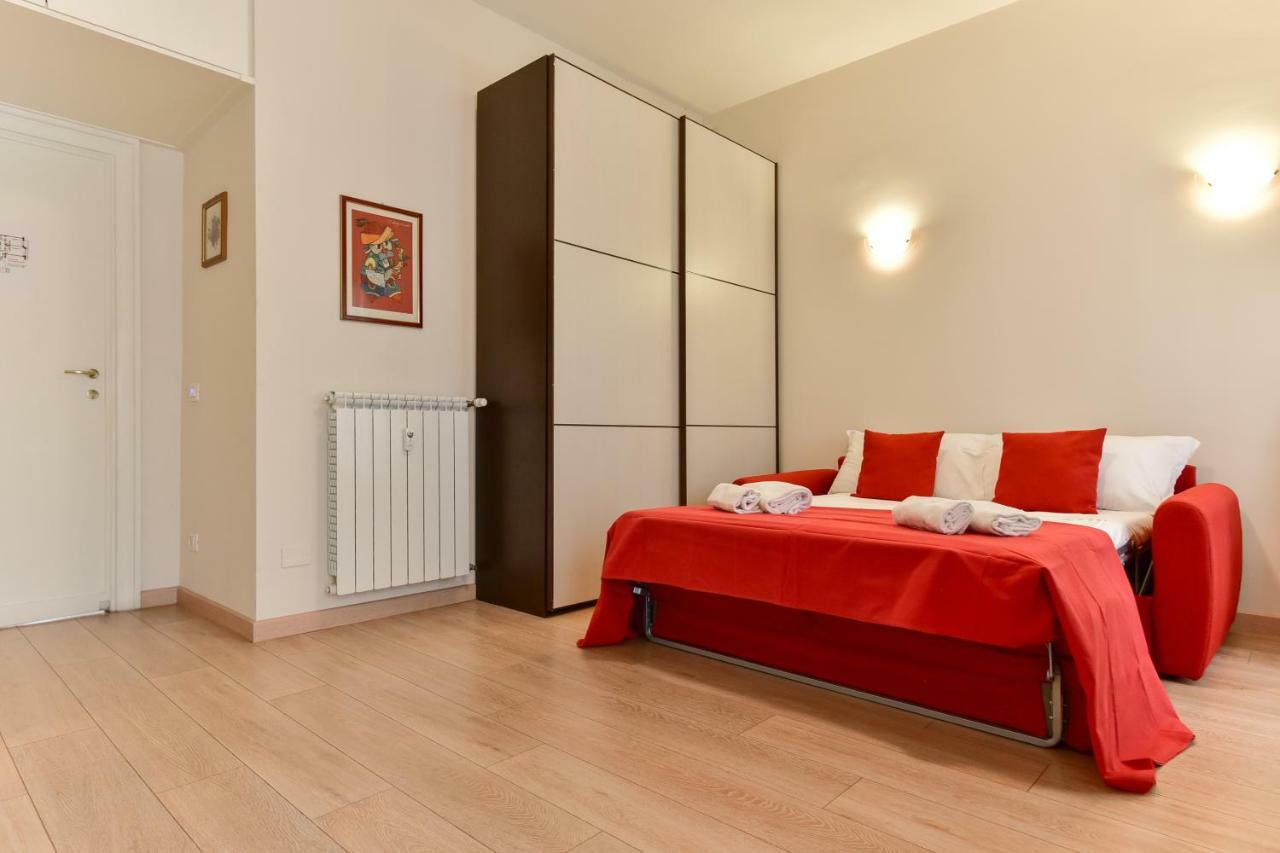Hotel Domus Bella Roma Esterno foto