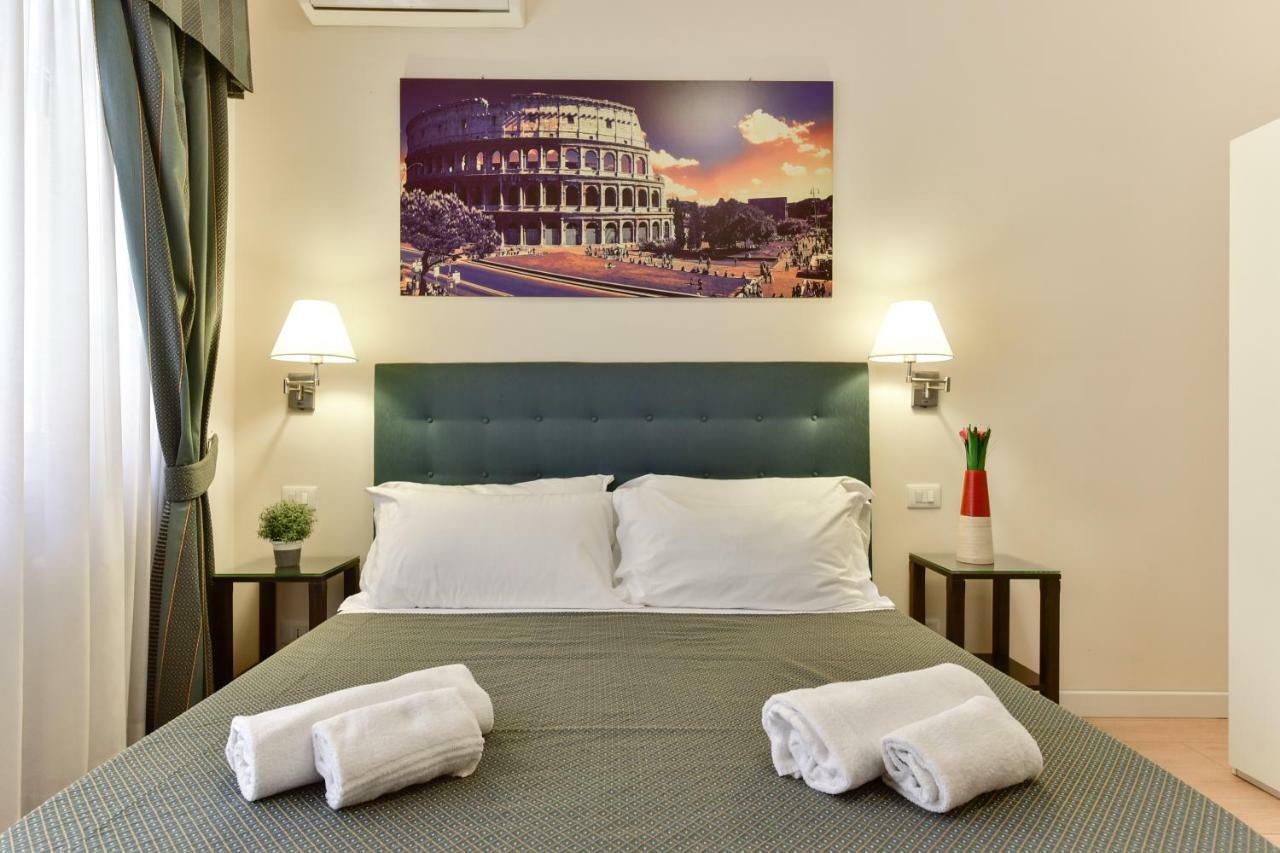 Hotel Domus Bella Roma Esterno foto