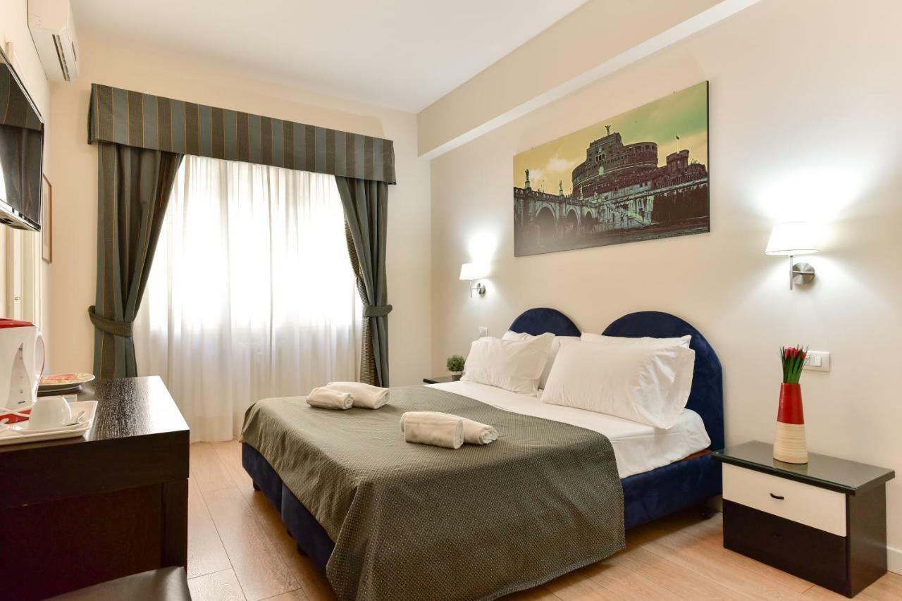 Hotel Domus Bella Roma Esterno foto