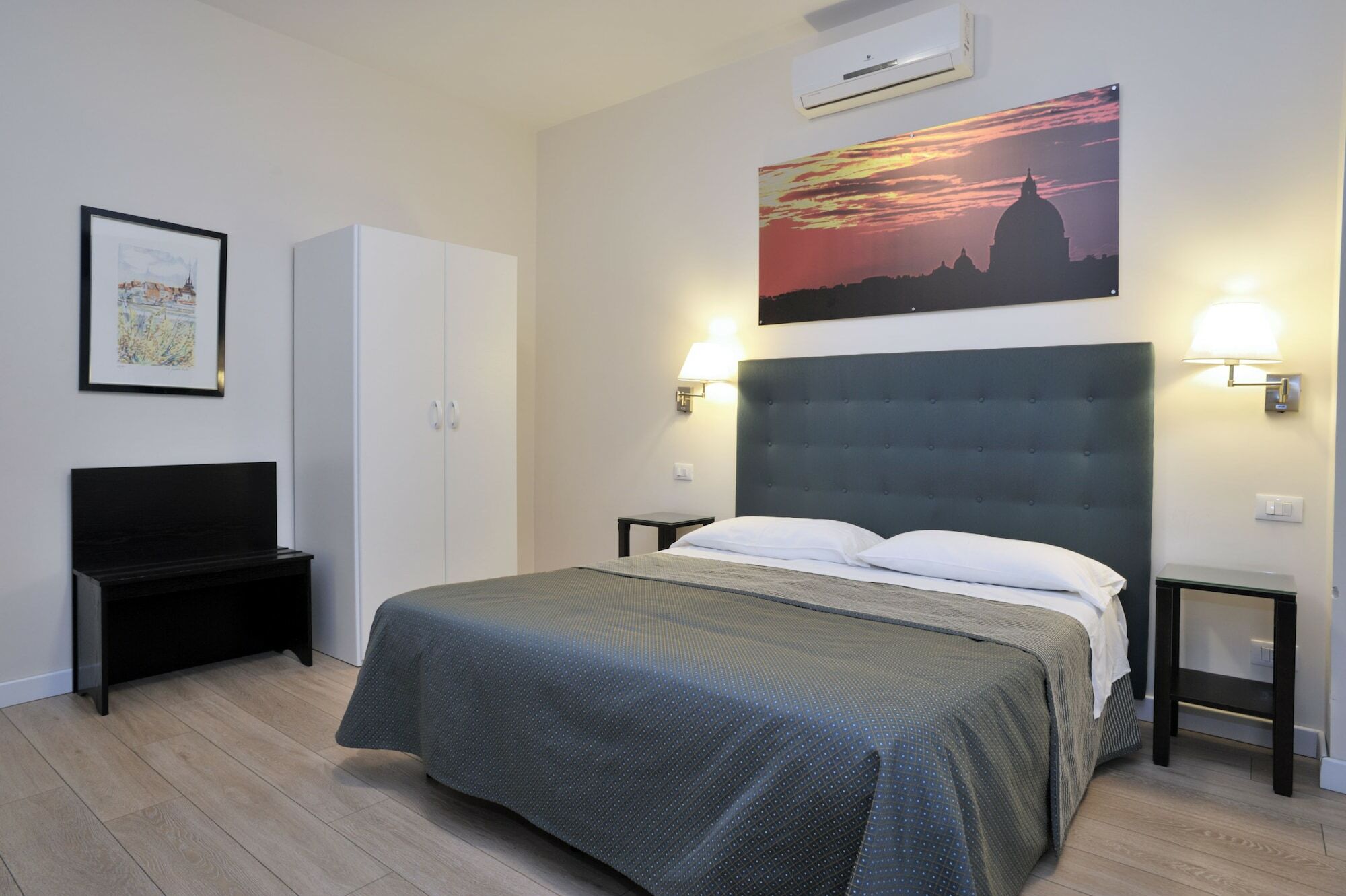 Hotel Domus Bella Roma Esterno foto