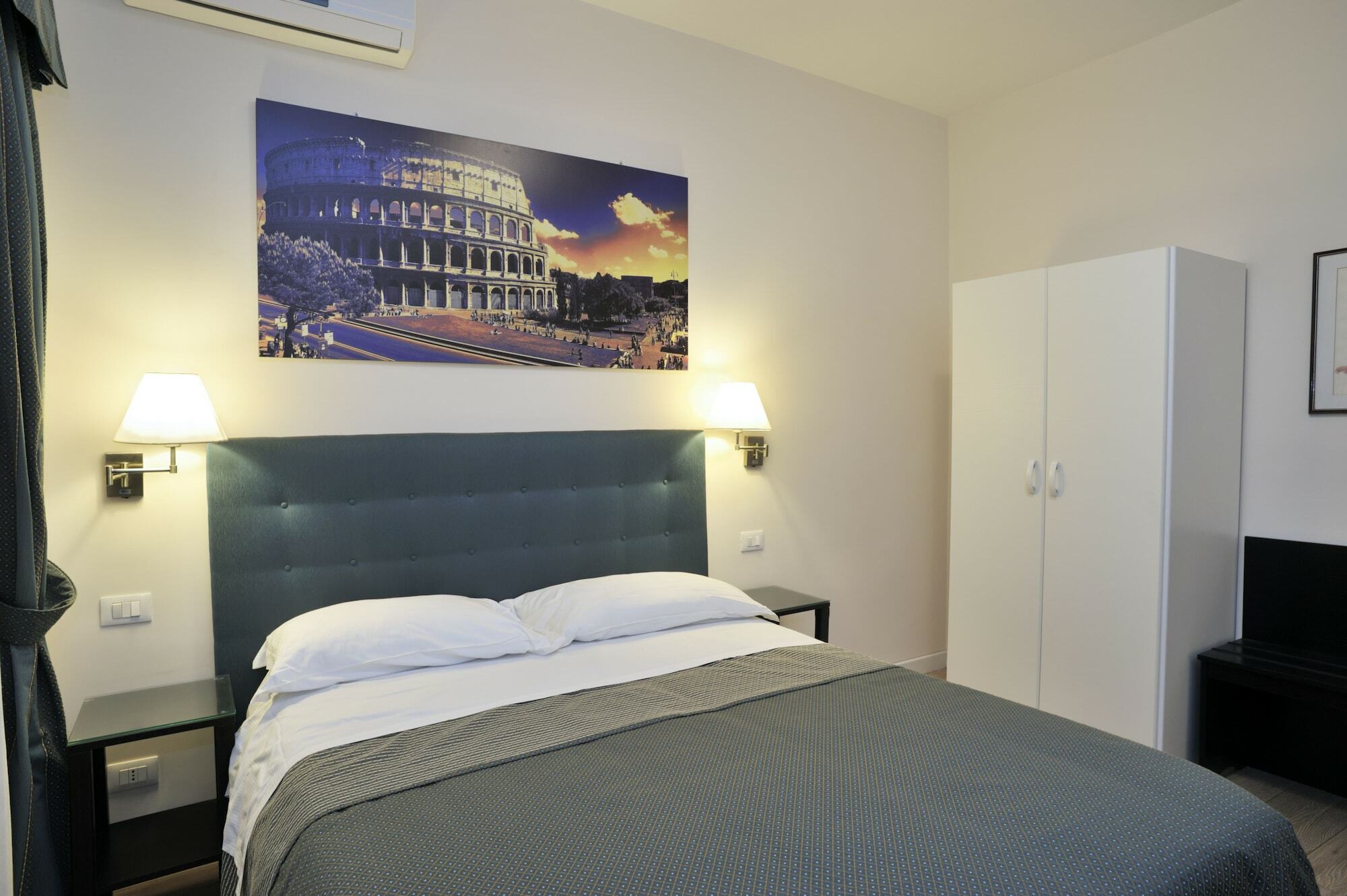 Hotel Domus Bella Roma Esterno foto